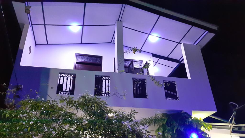 Green Garden Guest Mirissa Exterior photo